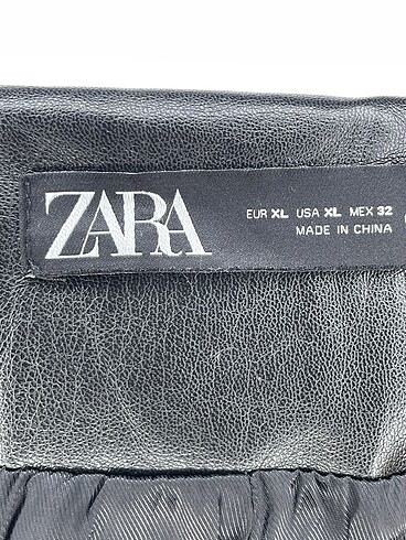 xl Beden siyah Renk Zara Ceket %70 İndirimli.