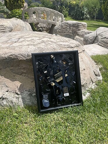 Beden Double Black Label Kırık Şişe Sanatı
