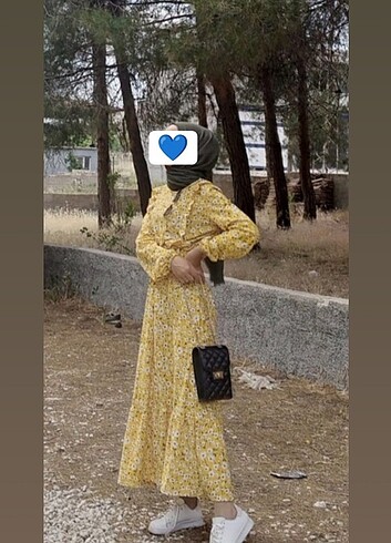 Sarı elbise 