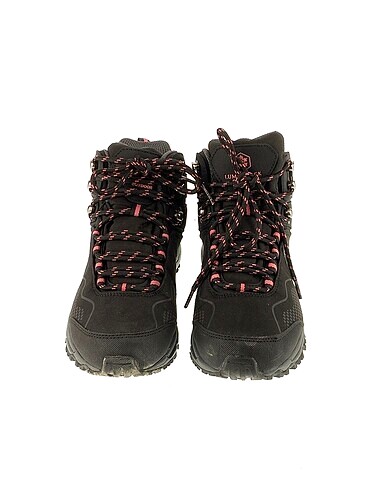 38 Beden Lumberjack Spor Ayakkabı %70 İndirimli.