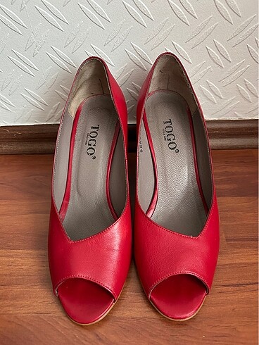 Togo kırmızı dolgu topuk ayakkabı
