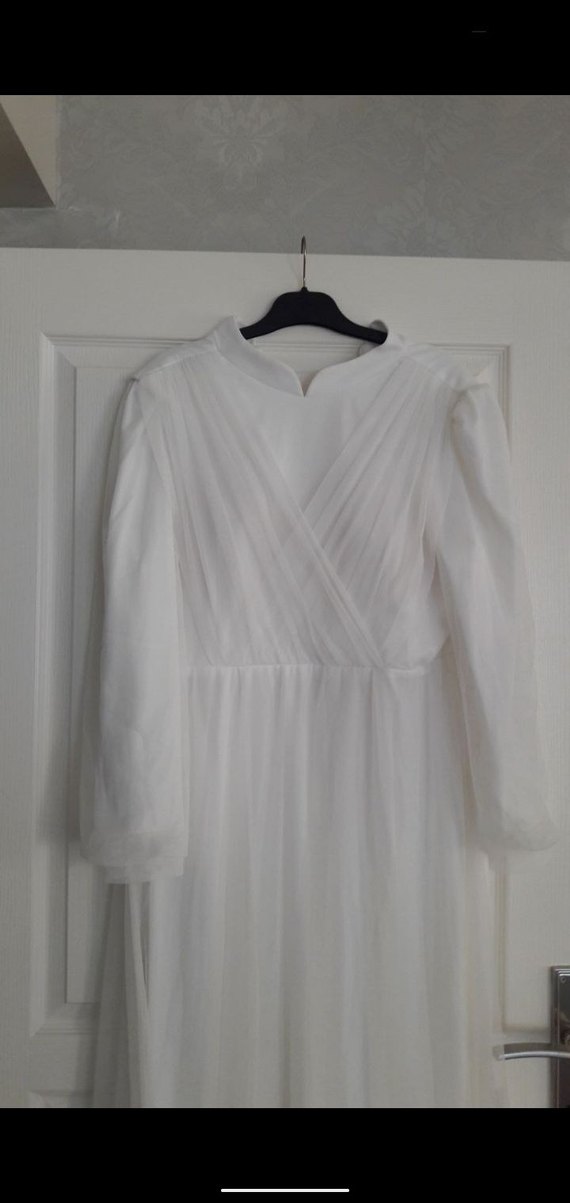 Drapeli Beyaz Uzun Keten Elbise - Görsel 2