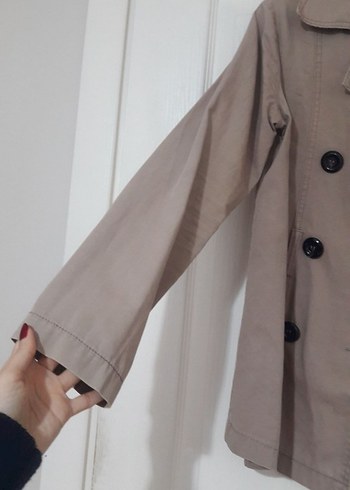 Bej Düğmeli Kadın Trençkot - Görsel 2
