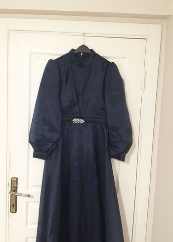 Koyu Lacivert Uzun Kollu Uzun Elbise - Görsel 3