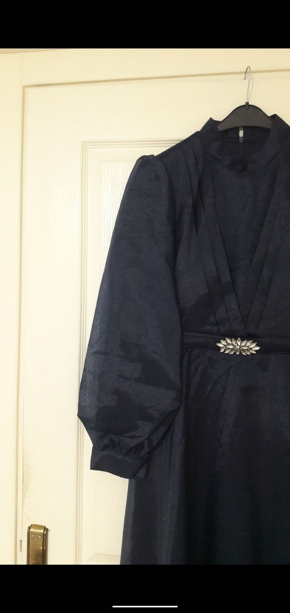 Lacivert Yüksek Yakalı Uzun Abiye Elbise - Görsel 5