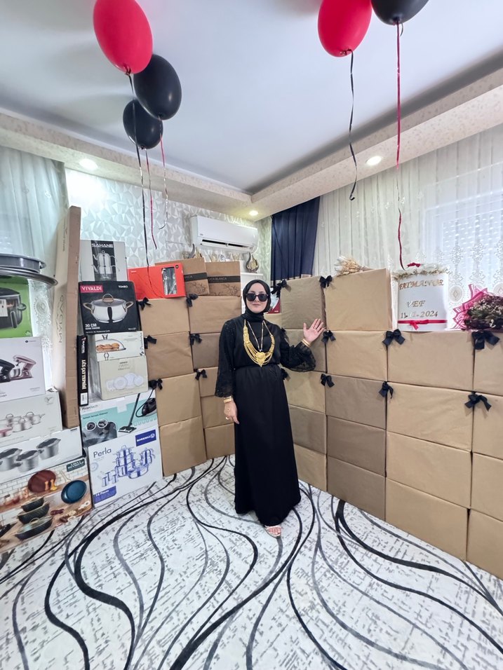 Siyah elbise kolları simli şık elbise - Görsel 3