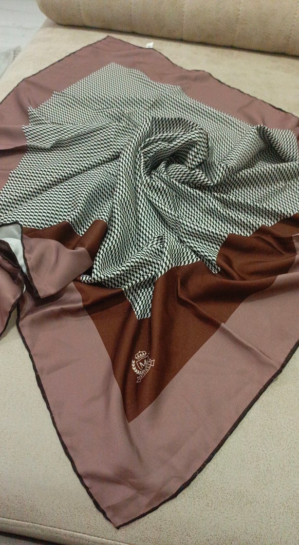 Kahverengi Modern Kadın Eşarp - Görsel 3