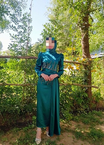 Saten elbise
