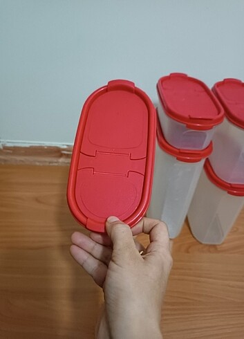 Tupperware Tupperware saklama kabı