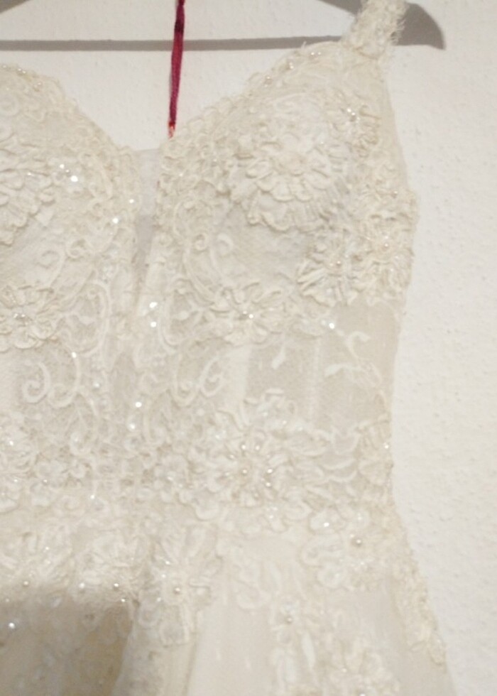 Gelinlik A kesim beyaz yeni model tarlatanı var kabarık - Görsel 2