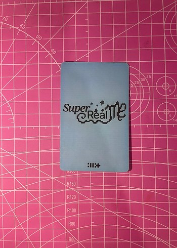 Diğer İLLİT Photocard