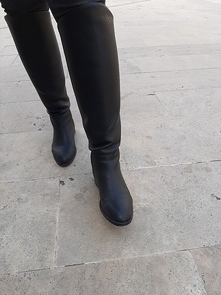 inci hiç kullanılmamış çizme