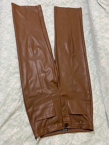 Stradivarius Pantolon