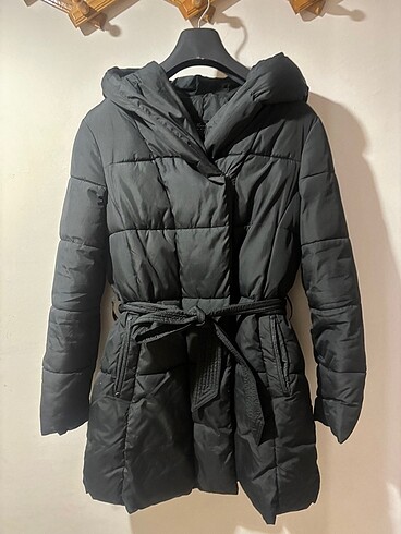 Mavi Jeans Siyah Kapşonlu Mavi Marka Kışlık Mont M