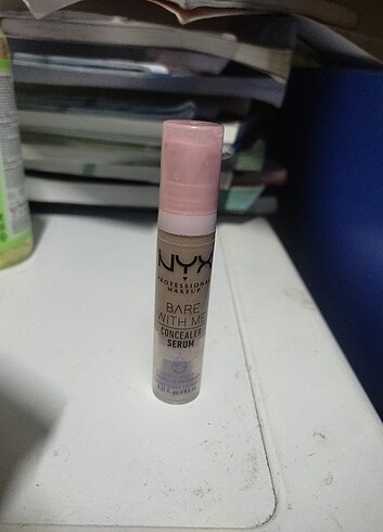 Nyx bare with me concealer 02 light