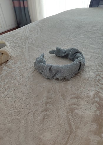 Gri Keten Fırfırlı Saç Bandı