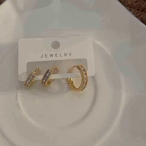 Accessorize #Vip taşlı üçlü küpe