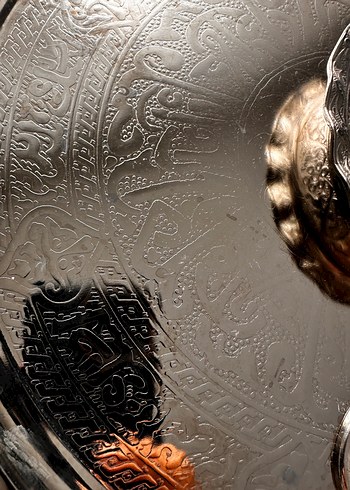 Gri İşlemeli Parlak Metal Tepsi ve lokumluk - Görsel 3