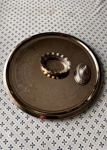 Gri İşlemeli Parlak Metal Tepsi ve lokumluk - Görsel 2