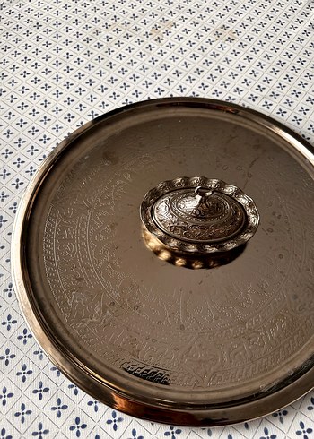 Gri İşlemeli Parlak Metal Tepsi ve lokumluk - Görsel 5