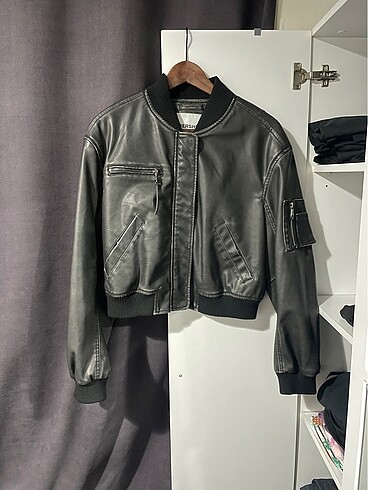 BERSHKA DERİ CEKET
