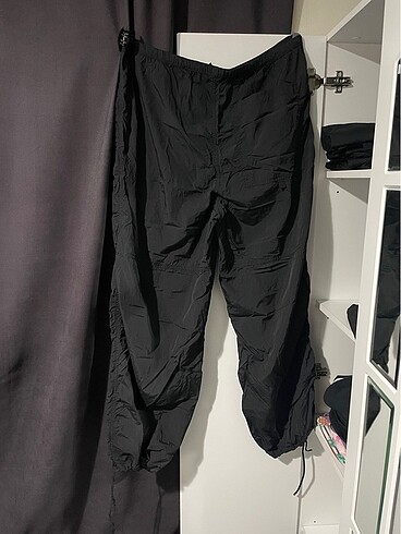 l Beden H&M PARAŞÜT PANTOLON