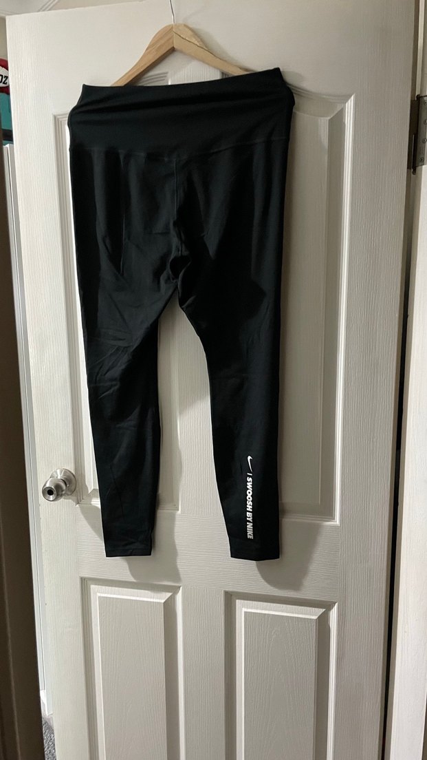 Siyah Nike Kadın Spor Tayt - Görsel 3