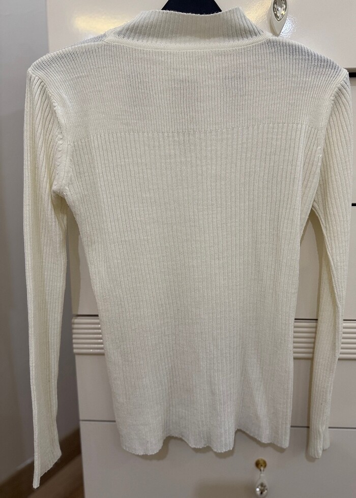 Kırık beyaz kazak - Görsel 2