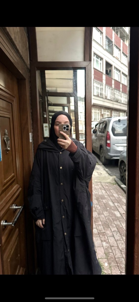 Bol kesim Kesim Kadın Yağmurluk - Görsel 2