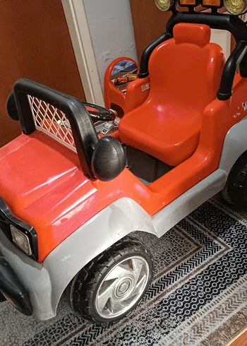 Kırmızı Elektrikli Çocuk Araba Pilsan