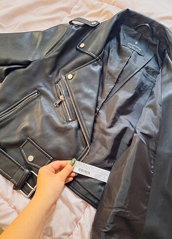 l Beden Stradivarius Siyah Biker Deri Ceket