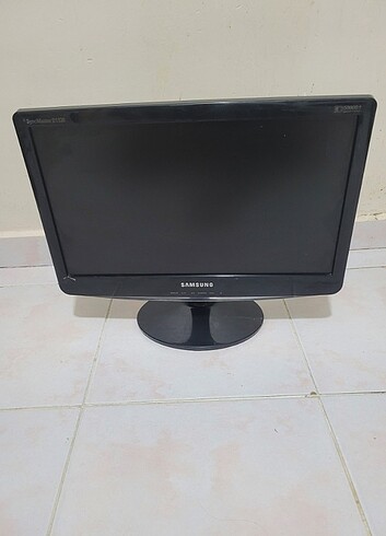 Samsung monitör 19 inc