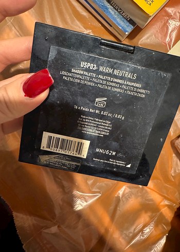 Bej ve Koyu Tonlarda Göz Farı Paleti - Görsel 2