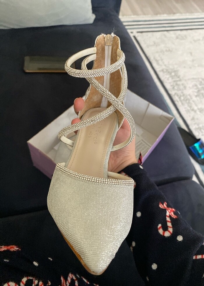 Topuklu ayakkabı - Görsel 3