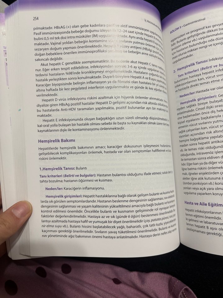 İç Hastalıkları Hemşireliği Kitabı 3. Baskı - Görsel 3