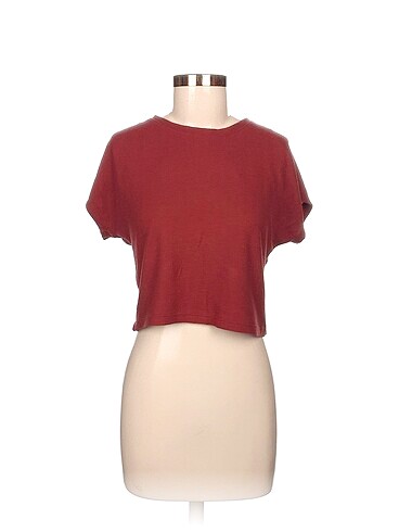 Koton T-shirt %70 İndirimli.