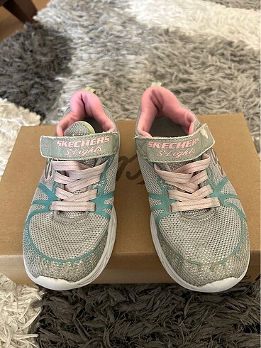 Skechers ışıklı spor ayakkabı