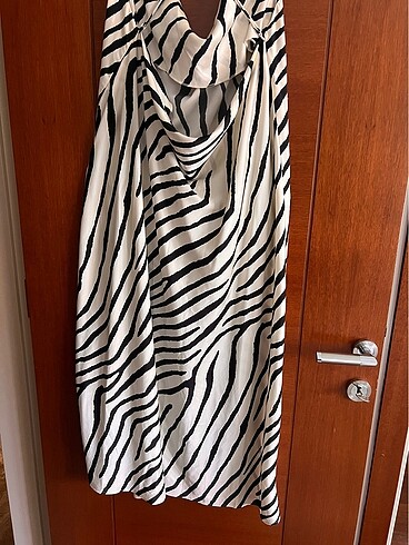 xl Beden Zebra Desen Saten Elbise