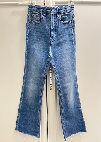 Stradivarius Mavi yüksek bel flare jean