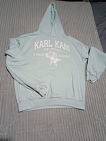 SWEATSHİRT KAPŞONLU