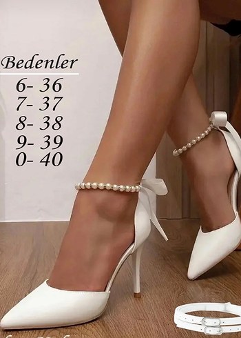 Beyaz Stiletto Topuklu Tokalı Kadın Ayakkabı - Görsel 3