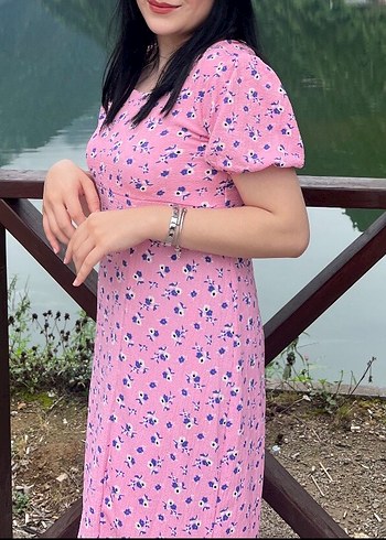 m Beden pembe Renk Pembe Desenli V Yaka Midi Elbise