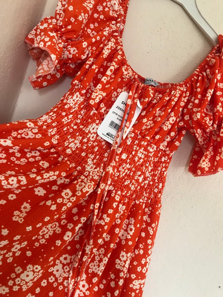 Turuncu Çiçek Desenli Gipeli Mini Elbise - Görsel 2