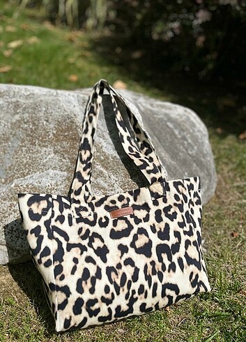 Leopar çanta 48×33 astarlı iç astar cepli. Çıtçıtlı #handbag #to