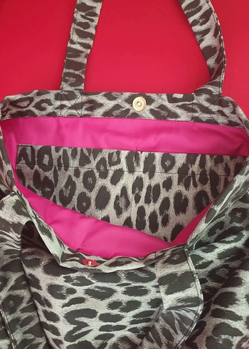 Beden Leopar Tote Bag. Pembe astarlı, iç astar Çift cepli. 42×30×11
