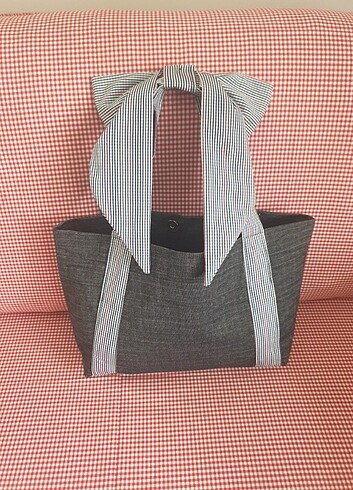 Beden 38×26 fiyonklu çanta. Astarlı iç astar cepli. Çıtçıtlı #cinnamon