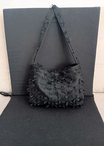 Fiyonklu Siyah Gotik Kadın Çanta #abiye #fiyonkluçanta #hm #zara