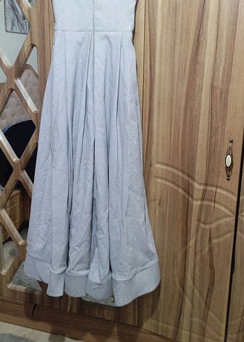 gri renk simli kalın omuz askılı hafif prenses a kesim abiye - Görsel 5