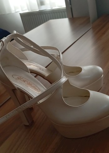 gelinlik ayakkabısı - Görsel 2