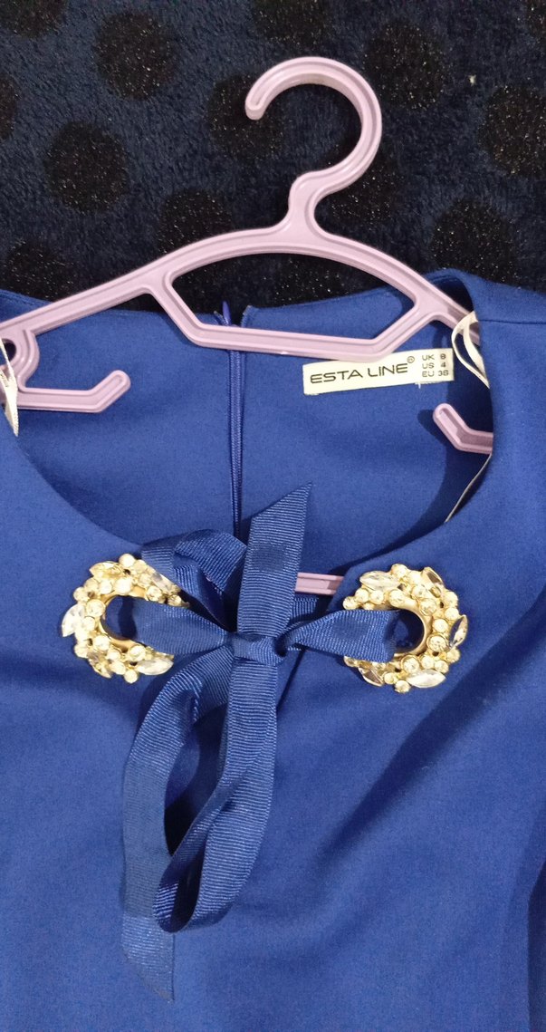 Mavi Zincir Detaylı Midi Elbise - Görsel 3